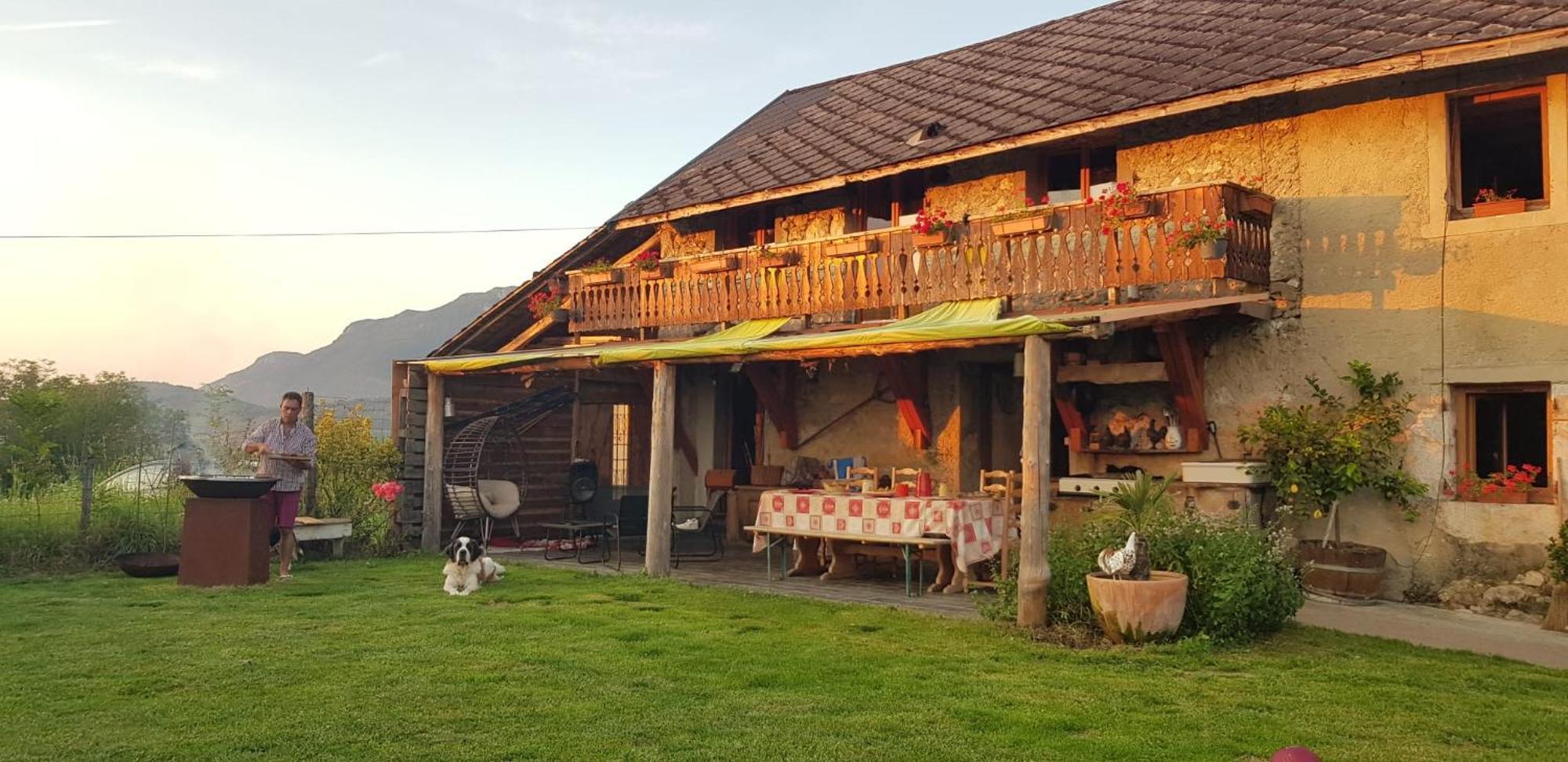 La Chambre Savoyarde Chez Les Garcons Saint-Paul-sur-Yenne Zewnętrze zdjęcie