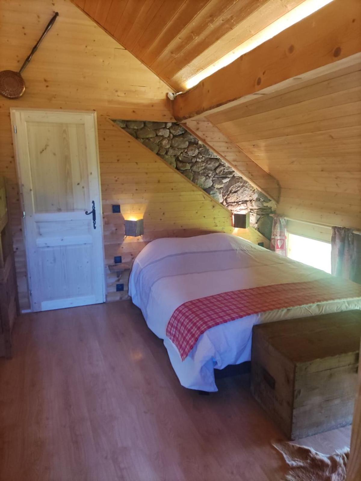 La Chambre Savoyarde Chez Les Garcons Saint-Paul-sur-Yenne Zewnętrze zdjęcie